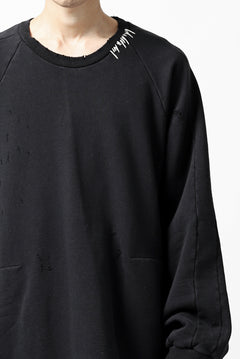 画像をギャラリービューアに読み込む, A.F ARTEFACT "FRAYED" DAMAGE LOOSEY SWEATER TOPS (BLACK)