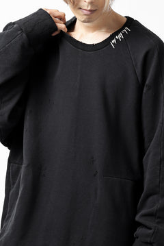 画像をギャラリービューアに読み込む, A.F ARTEFACT "FRAYED" DAMAGE LOOSEY SWEATER TOPS (BLACK)