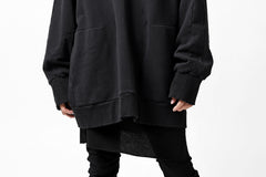 画像をギャラリービューアに読み込む, A.F ARTEFACT "FRAYED" DAMAGE LOOSEY SWEATER TOPS (BLACK)