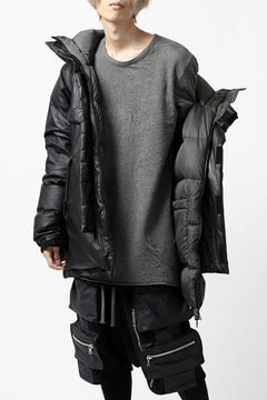 Load image into Gallery viewer, ISAMU KATAYAMA BACKLASH xx NANGA REVERSIBLE MOUNTAIN BELAY COAT / KANGAROO + NYLON x POLISH WHITE GOOSE (BLACK x GREY)