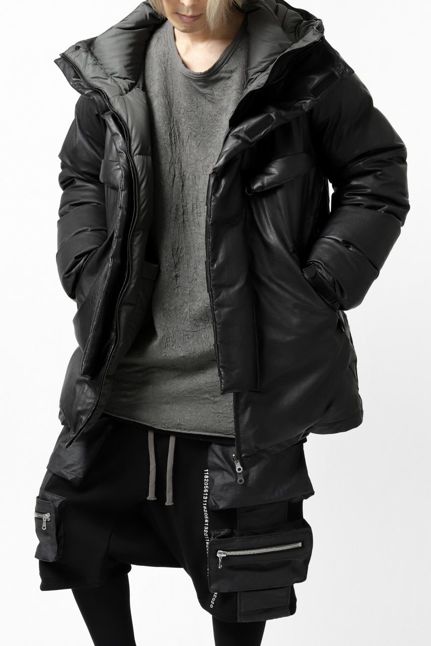 Load image into Gallery viewer, ISAMU KATAYAMA BACKLASH xx NANGA REVERSIBLE MOUNTAIN BELAY COAT / KANGAROO + NYLON x POLISH WHITE GOOSE (BLACK x GREY)