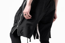 画像をギャラリービューアに読み込む, A.F ARTEFACT -INLINE- SIDE FASTNER SHORTS (BLACK)