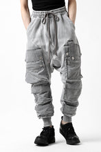 画像をギャラリービューアに読み込む, A.F ARTEFACT -SOLDIER- DUST DYED SARROUEL CARGO PANTS (GREY)