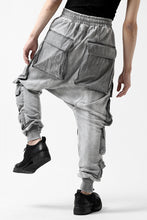 画像をギャラリービューアに読み込む, A.F ARTEFACT -SOLDIER- DUST DYED SARROUEL CARGO PANTS (GREY)