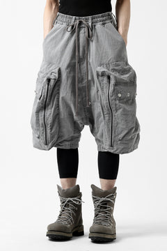 画像をギャラリービューアに読み込む, A.F ARTEFACT -BUSH- DUST DYED SARROUEL CARGO SHORTS (GREY)