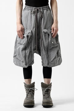 画像をギャラリービューアに読み込む, A.F ARTEFACT -BUSH- DUST DYED SARROUEL CARGO SHORTS (GREY)