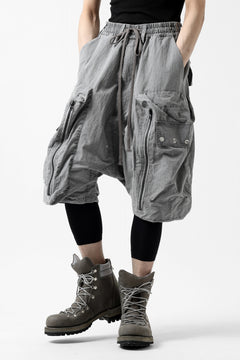 画像をギャラリービューアに読み込む, A.F ARTEFACT -BUSH- DUST DYED SARROUEL CARGO SHORTS (GREY)