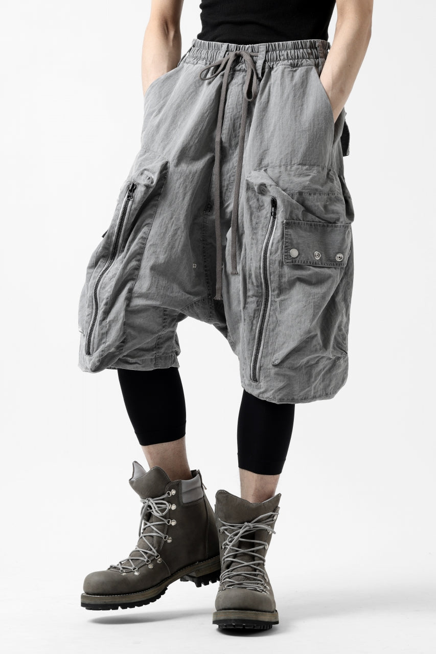 画像をギャラリービューアに読み込む, A.F ARTEFACT -BUSH- DUST DYED SARROUEL CARGO SHORTS (GREY)