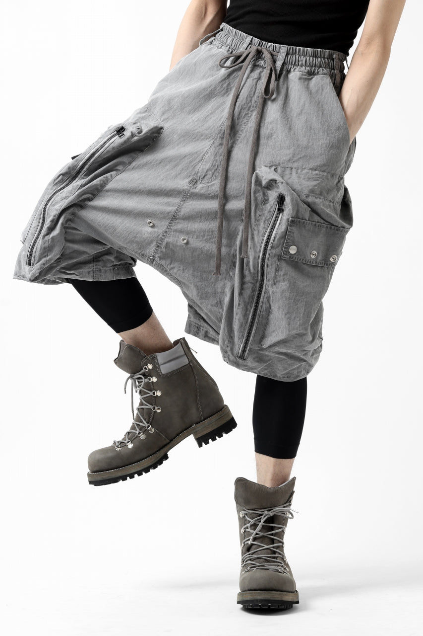 画像をギャラリービューアに読み込む, A.F ARTEFACT -BUSH- DUST DYED SARROUEL CARGO SHORTS (GREY)