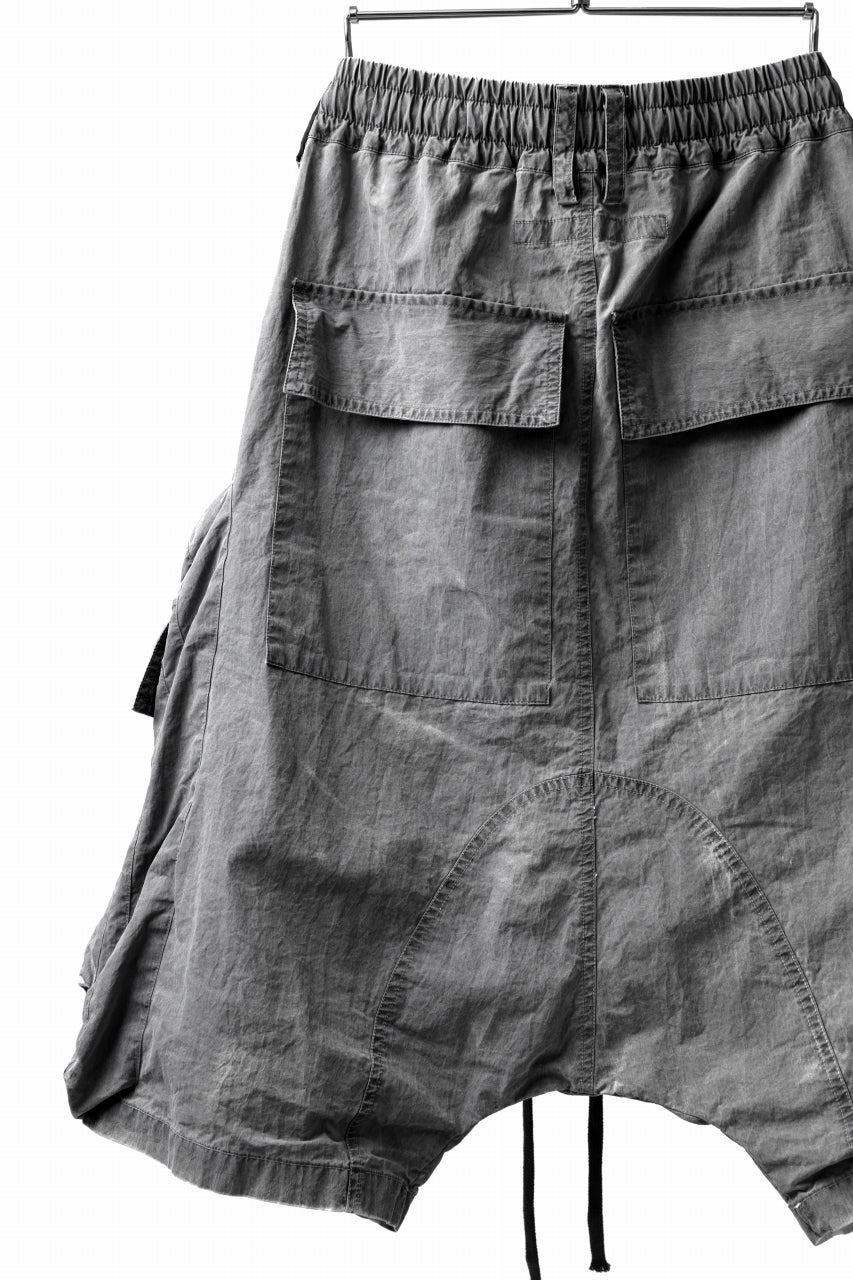 画像をギャラリービューアに読み込む, A.F ARTEFACT -BUSH- DUST DYED SARROUEL CARGO SHORTS (GREY)