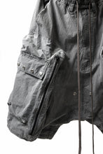 画像をギャラリービューアに読み込む, A.F ARTEFACT -BUSH- DUST DYED SARROUEL CARGO SHORTS (GREY)