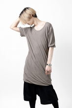 Load image into Gallery viewer, A.F ARTEFACT DRAP LAYERED TOPS / SUPIMA CO JERSEY (BROWN)
