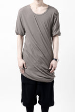 Load image into Gallery viewer, A.F ARTEFACT DRAP LAYERED TOPS / SUPIMA CO JERSEY (BROWN)
