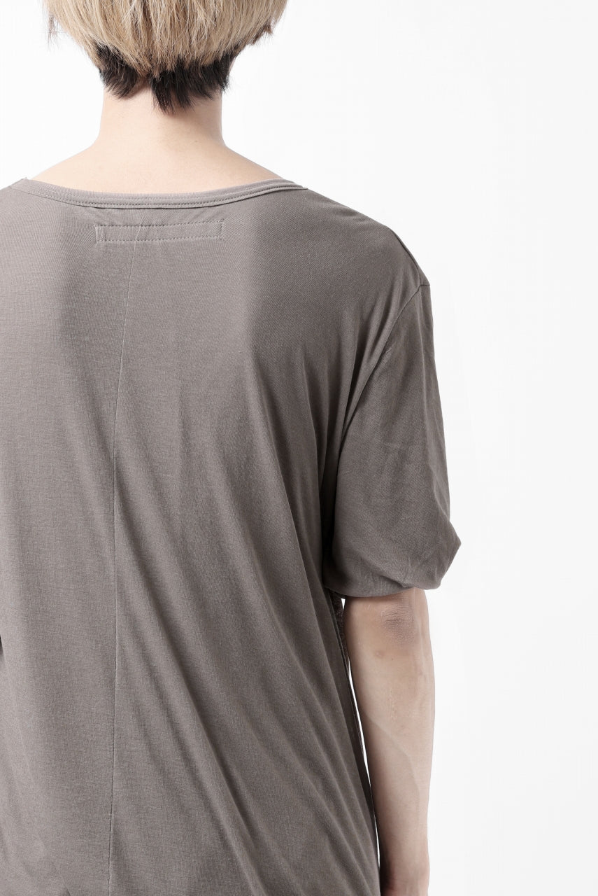 Load image into Gallery viewer, A.F ARTEFACT DRAP LAYERED TOPS / SUPIMA CO JERSEY (BROWN)