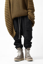 画像をギャラリービューアに読み込む, A.F ARTEFACT EASY SARROUEL CARGO PANTS / HI-STRETCH DENIM (BLACK)