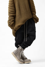 画像をギャラリービューアに読み込む, A.F ARTEFACT EASY SARROUEL CARGO PANTS / HI-STRETCH DENIM (BLACK)