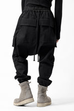 画像をギャラリービューアに読み込む, A.F ARTEFACT EASY SARROUEL CARGO PANTS / HI-STRETCH DENIM (BLACK)