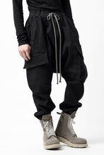 画像をギャラリービューアに読み込む, A.F ARTEFACT EASY SARROUEL CARGO PANTS / HI-STRETCH DENIM (BLACK)