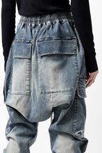 画像をギャラリービューアに読み込む, A.F ARTEFACT EASY SARROUEL CARGO PANTS / FADED AGEING DENIM (BLUE)