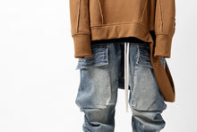画像をギャラリービューアに読み込む, A.F ARTEFACT EASY SARROUEL CARGO PANTS / FADED AGEING DENIM (BLUE)