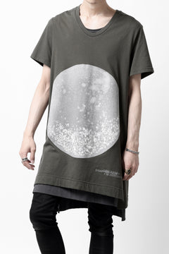 Load image into Gallery viewer, A.F ARTEFACT CREW NECK TEE / ABSTRACT PRINT Ver. (KHAKI)