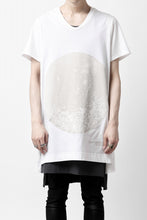 Load image into Gallery viewer, A.F ARTEFACT CREW NECK TEE / ABSTRACT PRINT Ver. (WHITE)