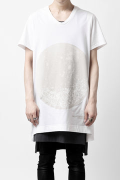 Load image into Gallery viewer, A.F ARTEFACT CREW NECK TEE / ABSTRACT PRINT Ver. (WHITE)