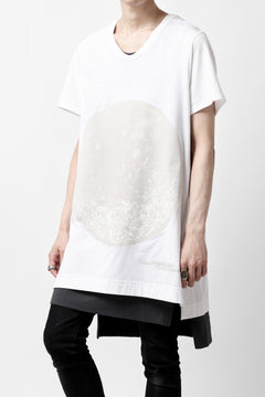 Load image into Gallery viewer, A.F ARTEFACT CREW NECK TEE / ABSTRACT PRINT Ver. (WHITE)