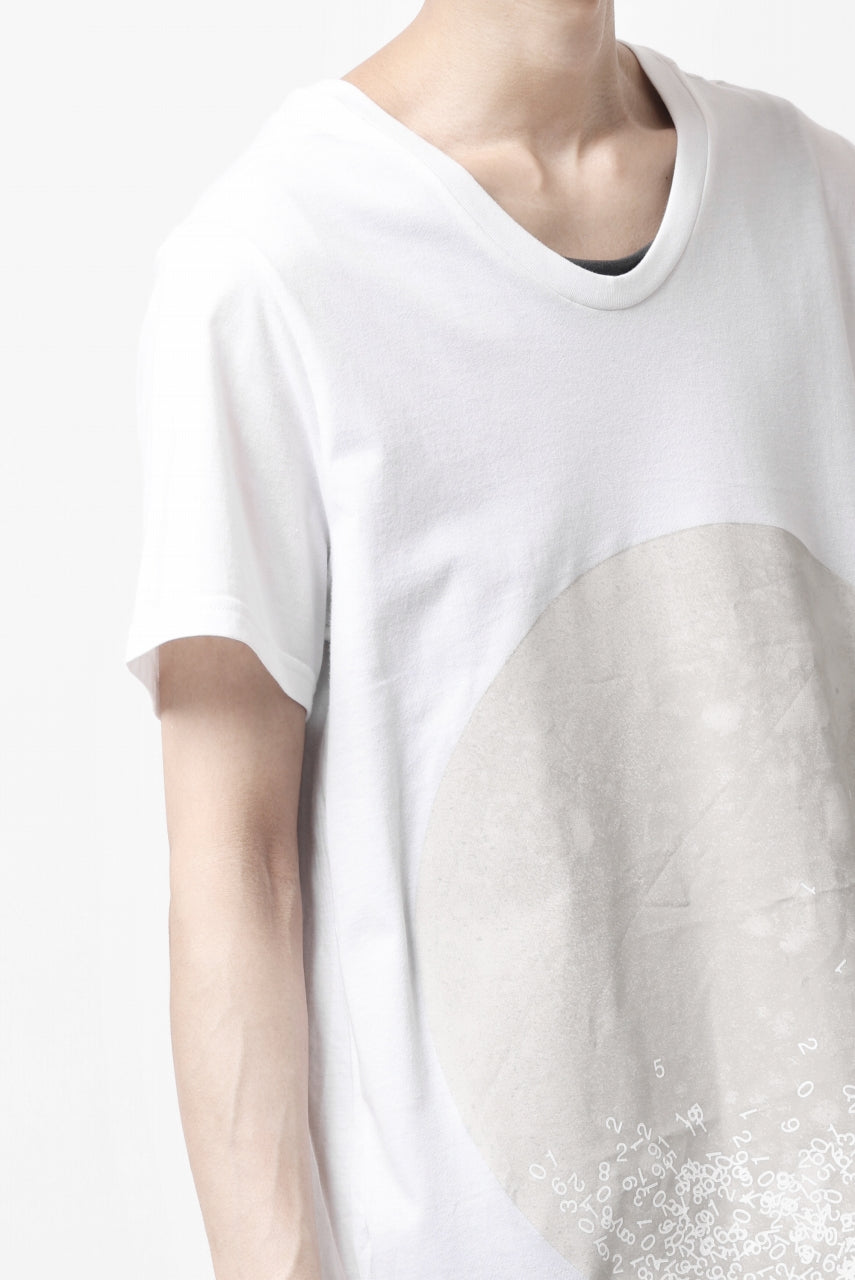 Load image into Gallery viewer, A.F ARTEFACT CREW NECK TEE / ABSTRACT PRINT Ver. (WHITE)