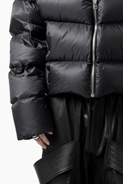 画像をギャラリービューアに読み込む, A.F ARTEFACT HIGH-NECK SHORT DOWN JACKET (BLACK)