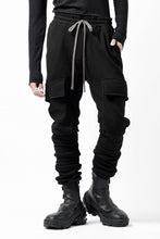 画像をギャラリービューアに読み込む, A.F ARTEFACT SLIM CARGO POCKET PANTS / BOMBER HEAT® (BLACK)