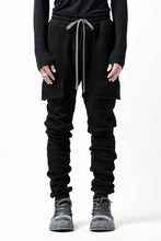 画像をギャラリービューアに読み込む, A.F ARTEFACT SLIM CARGO POCKET PANTS / BOMBER HEAT® (BLACK)