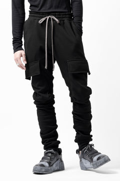 画像をギャラリービューアに読み込む, A.F ARTEFACT SLIM CARGO POCKET PANTS / BOMBER HEAT® (BLACK)