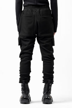 画像をギャラリービューアに読み込む, A.F ARTEFACT SLIM CARGO POCKET PANTS / BOMBER HEAT® (BLACK)