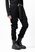 画像をギャラリービューアに読み込む, A.F ARTEFACT SLIM CARGO POCKET PANTS / BOMBER HEAT® (BLACK)