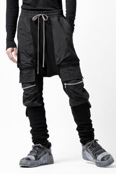 画像をギャラリービューアに読み込む, A.F ARTEFACT COMBINATION ZIPPER SARROUEL SKINNY PANTS / BOMBER HEAT® + NYLON (BLACK)