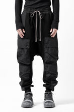 画像をギャラリービューアに読み込む, A.F ARTEFACT MILITARY CARGO SARROUEL PANTS / BOMBER HEAT® + NYLON (BLACK)