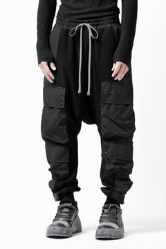 画像をギャラリービューアに読み込む, A.F ARTEFACT MILITARY CARGO SARROUEL PANTS / BOMBER HEAT® + NYLON (BLACK)