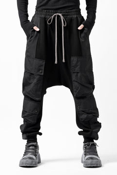 画像をギャラリービューアに読み込む, A.F ARTEFACT MILITARY CARGO SARROUEL PANTS / BOMBER HEAT® + NYLON (BLACK)