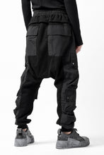 画像をギャラリービューアに読み込む, A.F ARTEFACT MILITARY CARGO SARROUEL PANTS / BOMBER HEAT® + NYLON (BLACK)