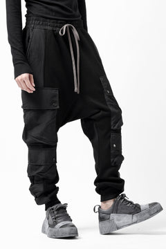 画像をギャラリービューアに読み込む, A.F ARTEFACT MILITARY CARGO SARROUEL PANTS / BOMBER HEAT® + NYLON (BLACK)