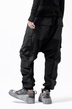 画像をギャラリービューアに読み込む, A.F ARTEFACT MILITARY CARGO SARROUEL PANTS / BOMBER HEAT® + NYLON (BLACK)