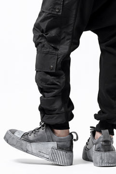 画像をギャラリービューアに読み込む, A.F ARTEFACT MILITARY CARGO SARROUEL PANTS / BOMBER HEAT® + NYLON (BLACK)