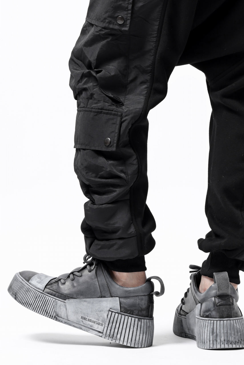 画像をギャラリービューアに読み込む, A.F ARTEFACT MILITARY CARGO SARROUEL PANTS / BOMBER HEAT® + NYLON (BLACK)
