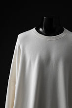 画像をギャラリービューアに読み込む, A.F ARTEFACT OVERSIZED PULLOVER / COTTON KNIT (IVORY)