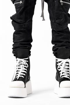 画像をギャラリービューアに読み込む, A.F ARTEFACT COATED FLAP-DETAIL SLIM CARGO PANTS / HI-STRETCH DENIM (BLACK)