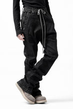 画像をギャラリービューアに読み込む, A.F ARTEFACT COATED FLARE LONG PANTS / HI-STRETCH DENIM (BLACK)