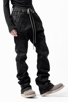 画像をギャラリービューアに読み込む, A.F ARTEFACT COATED FLARE LONG PANTS / HI-STRETCH DENIM (BLACK)