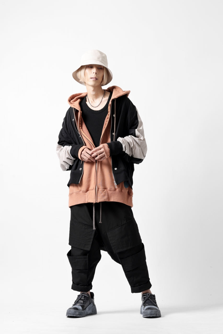 画像をギャラリービューアに読み込む, A.F ARTEFACT D-CLOTCH BIG CARGO CROPPED PANTS (BLACK)