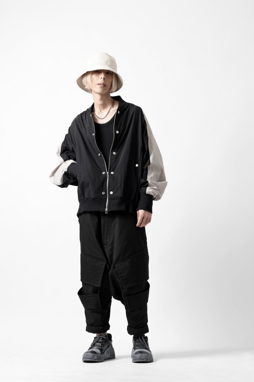 画像をギャラリービューアに読み込む, A.F ARTEFACT D-CLOTCH BIG CARGO CROPPED PANTS (BLACK)